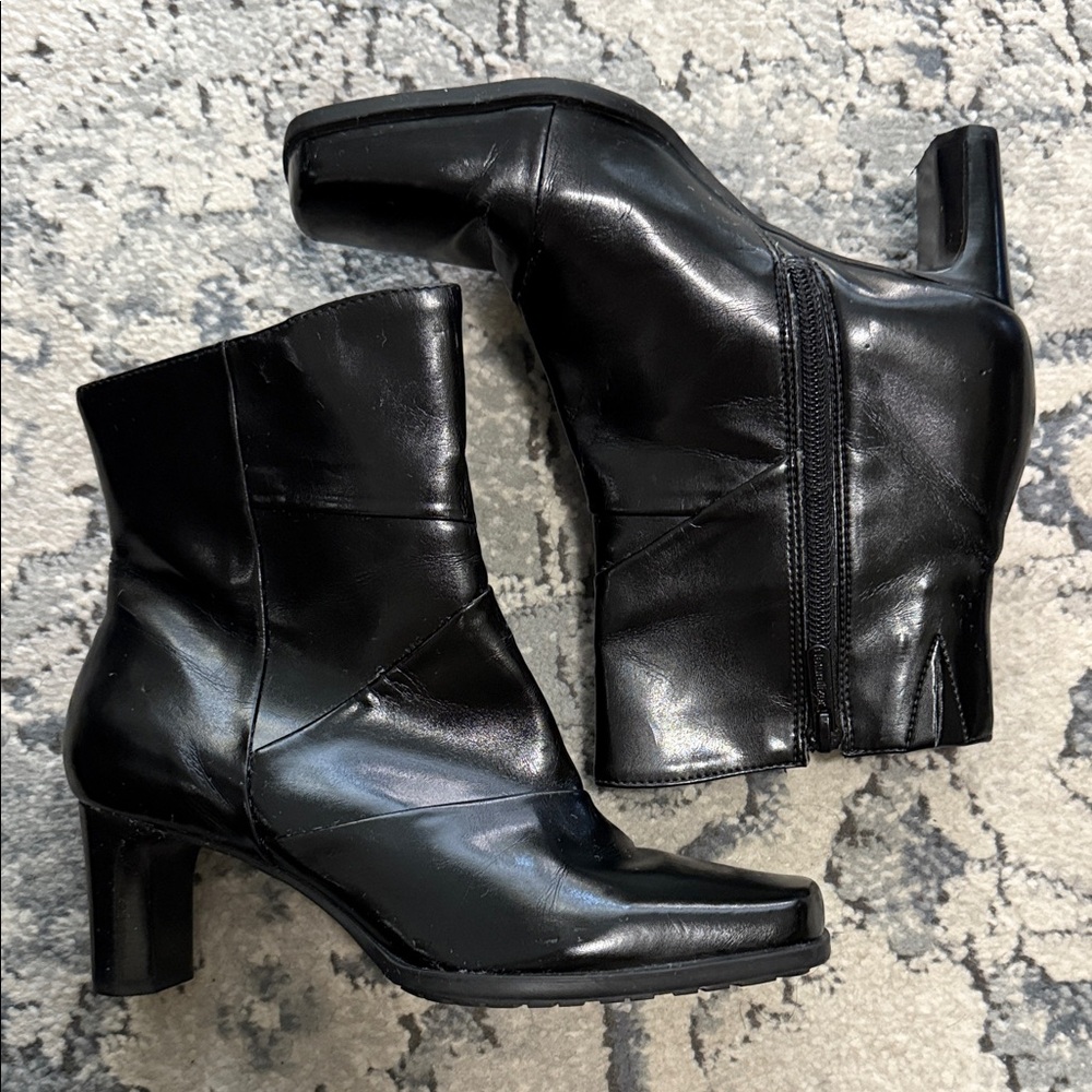 Naturalizer Glossy Black Heeled Boots
